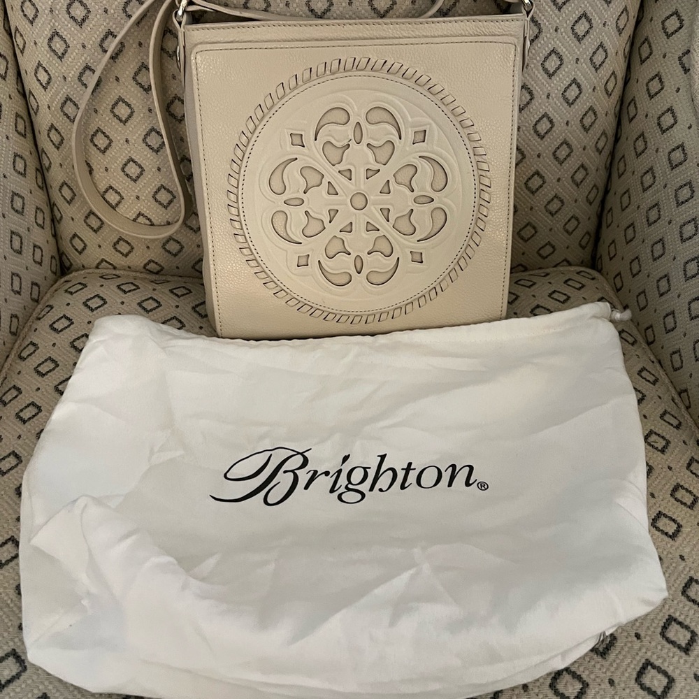 Brighton Ferrara Handbag in Crème